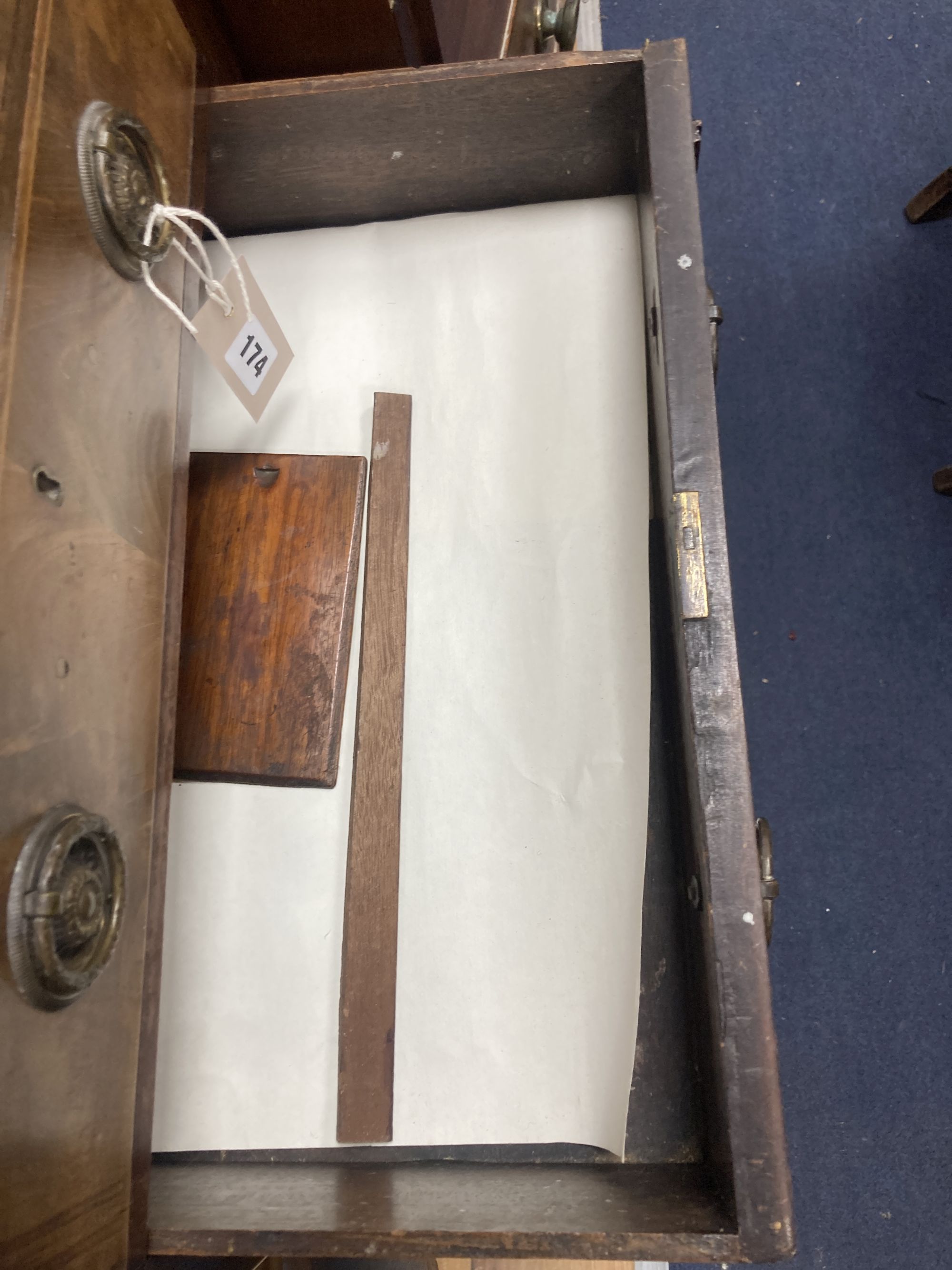 A George III mahogany enclosed washstand / night table, width 50cm, depth 40cm, height 84cm